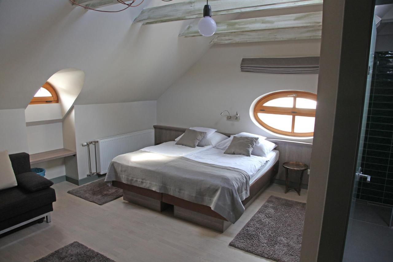 Hotel Portre Panzio 4*